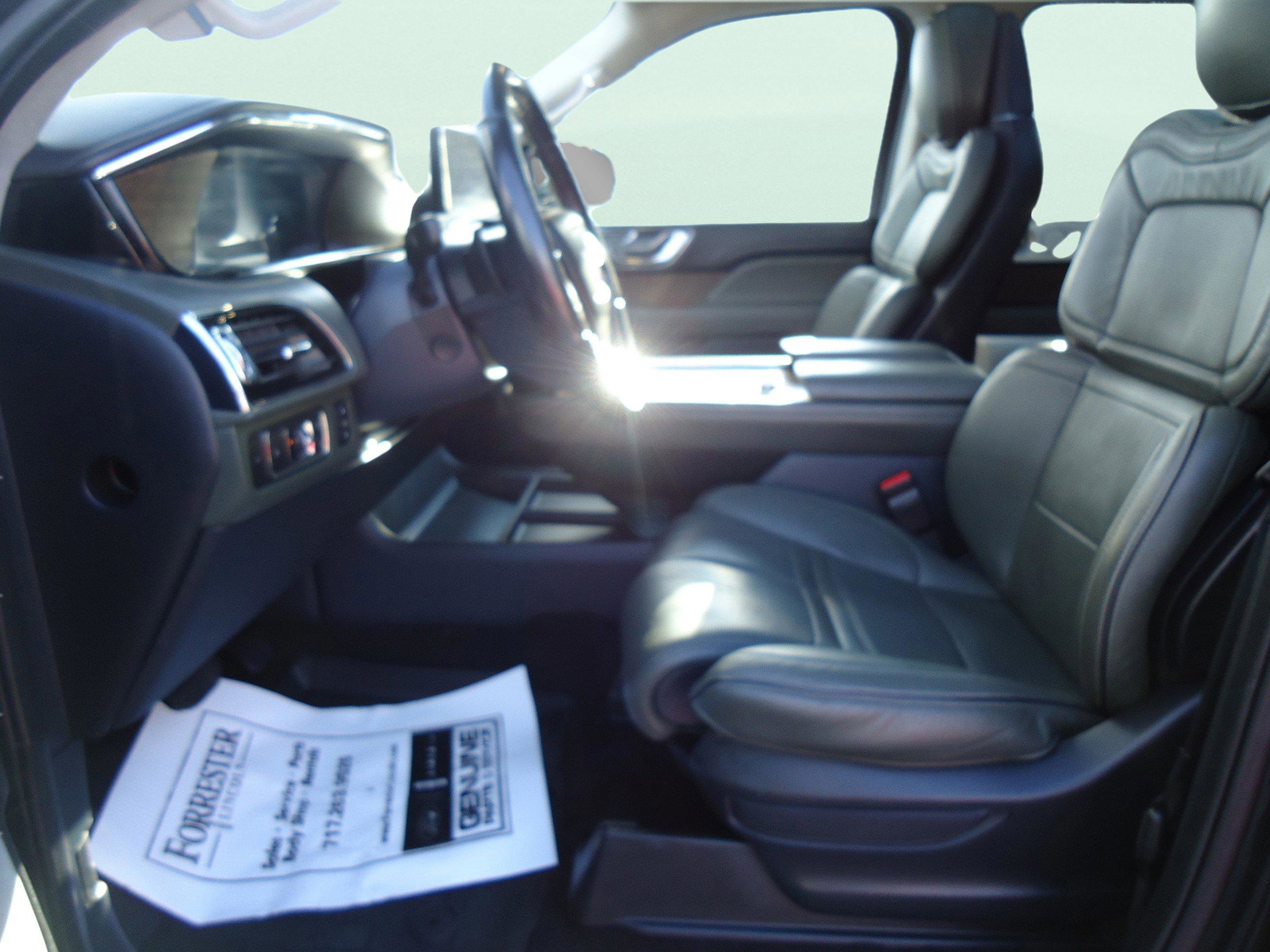 Used 2022 Lincoln Navigator L Black Label AWD/4WD image 11