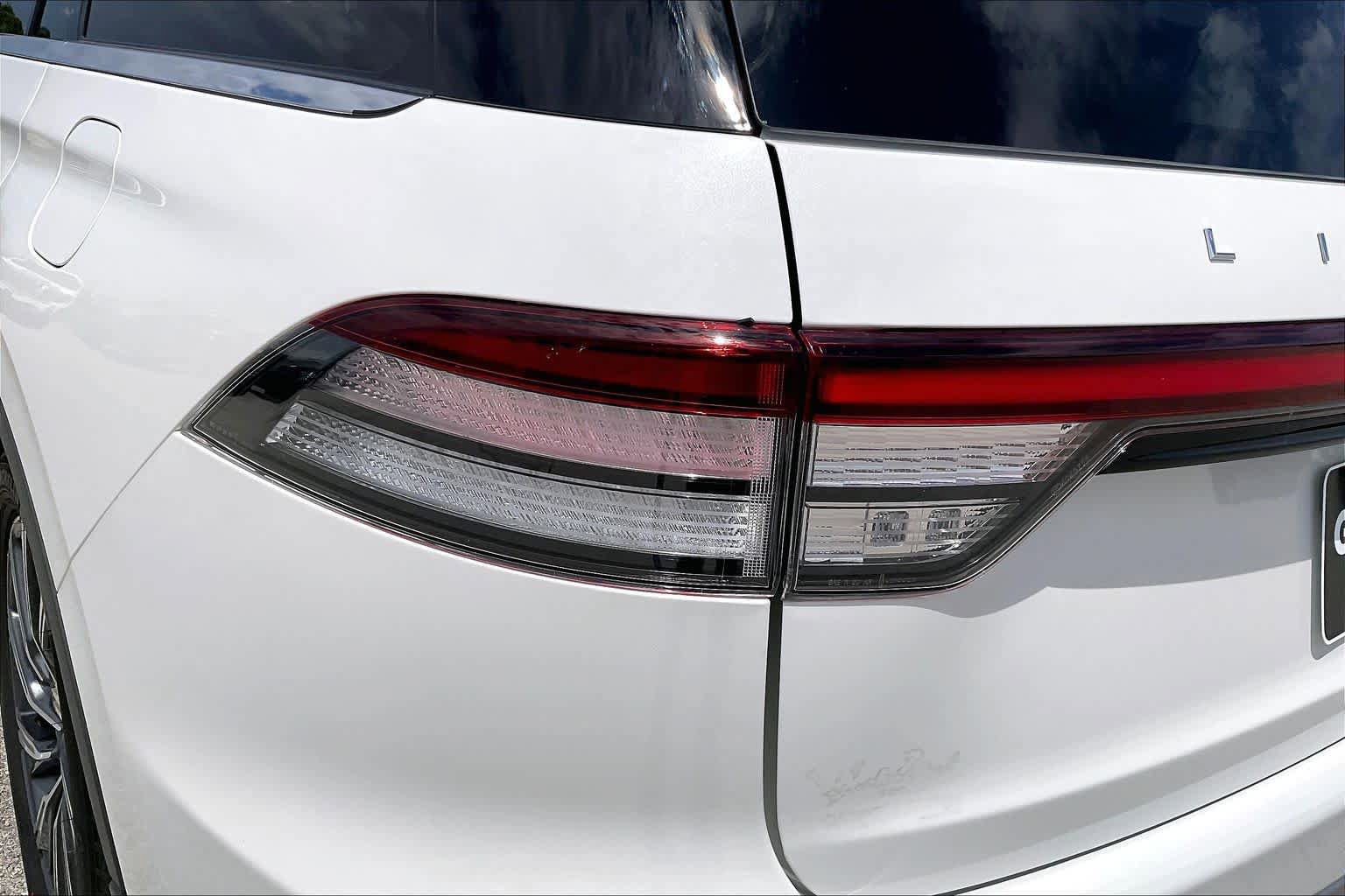 Used 2026 Lincoln Aviator 2WD image 27