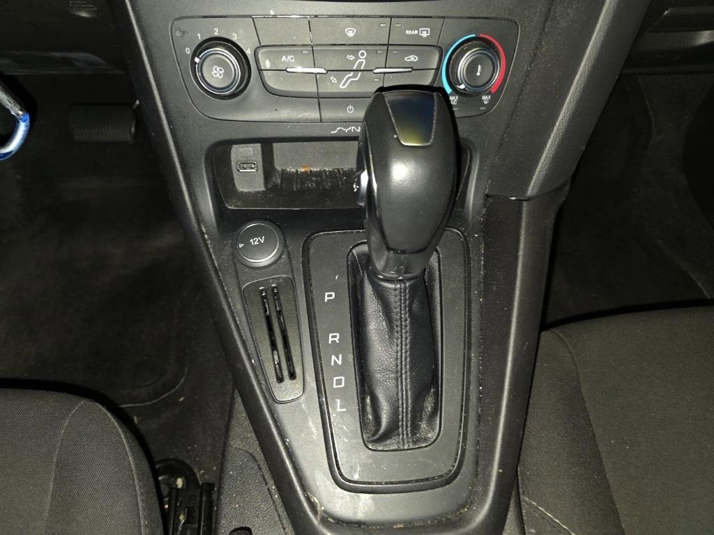 Used 2016 Ford Focus SE w/ Reverse Sensing Package image 20