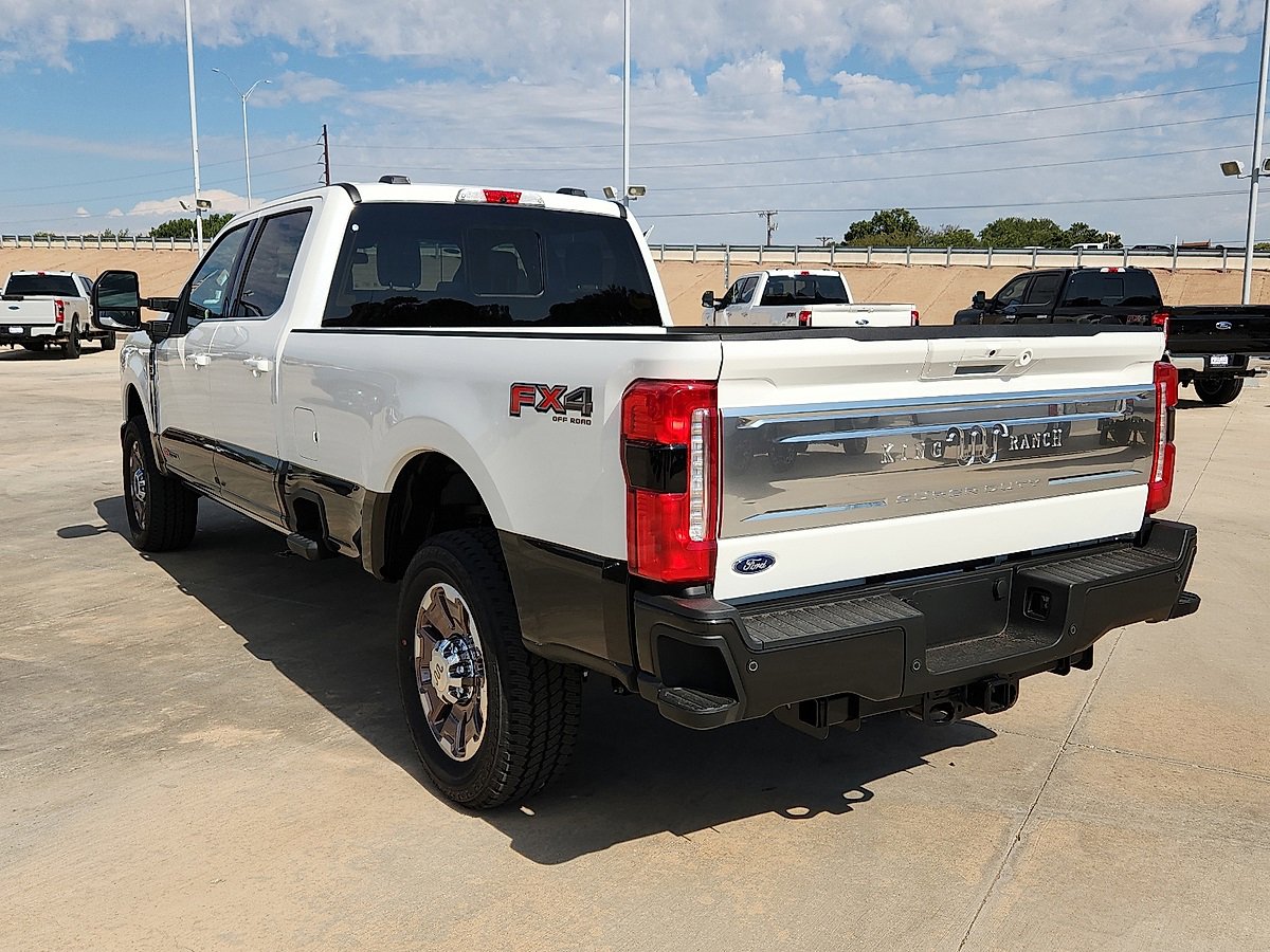 New 2025 Ford F350 King Ranch w/ FX4 Off-Road Package image 2