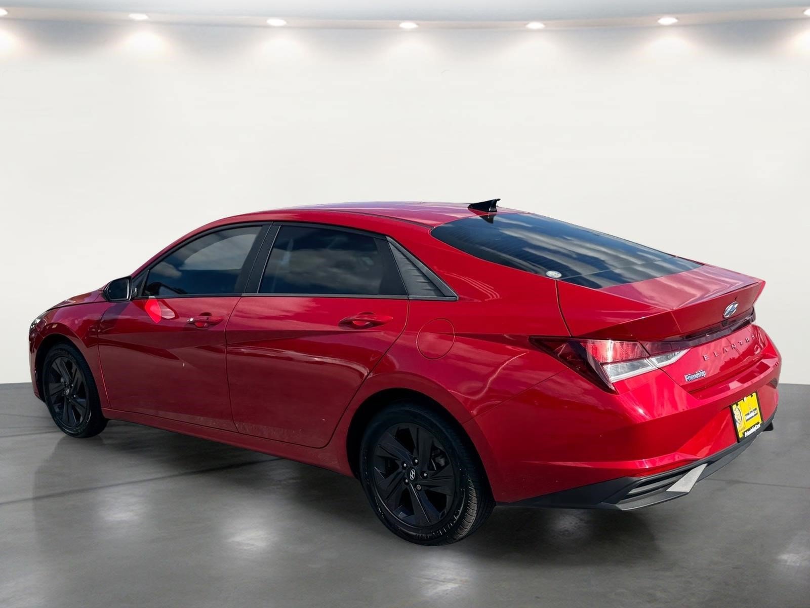 Used 2023 Hyundai Elantra SEL w/ Cargo Package FWD image 4
