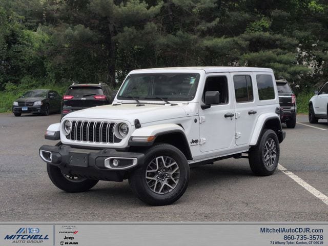 Certified 2025 Jeep Wrangler Unlimited Sahara AWD/4WD image 1