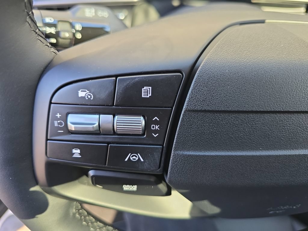 New 2026 Kia Sportage SX FWD image 32