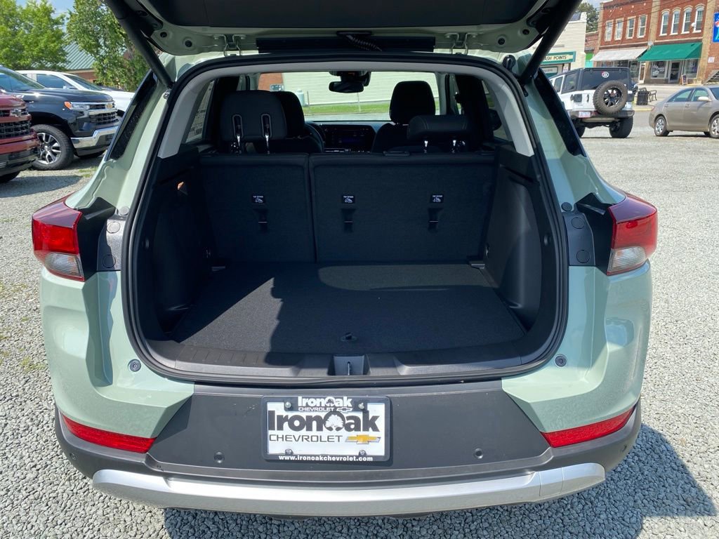 New 2025 Chevrolet TrailBlazer LT w/ Convenience Package image 18