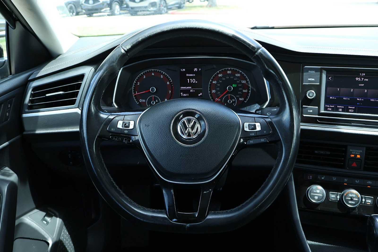 Used 2019 Volkswagen Jetta SE FWD image 15