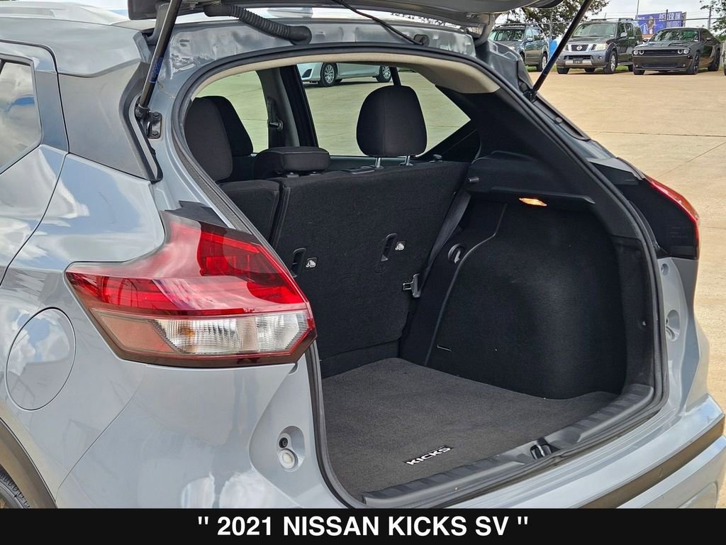 Used 2021 Nissan Kicks SV image 30