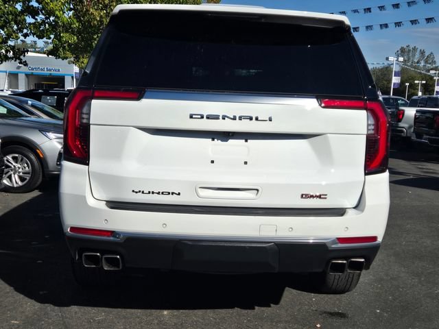 Used 2025 GMC Yukon Denali AWD/4WD image 5