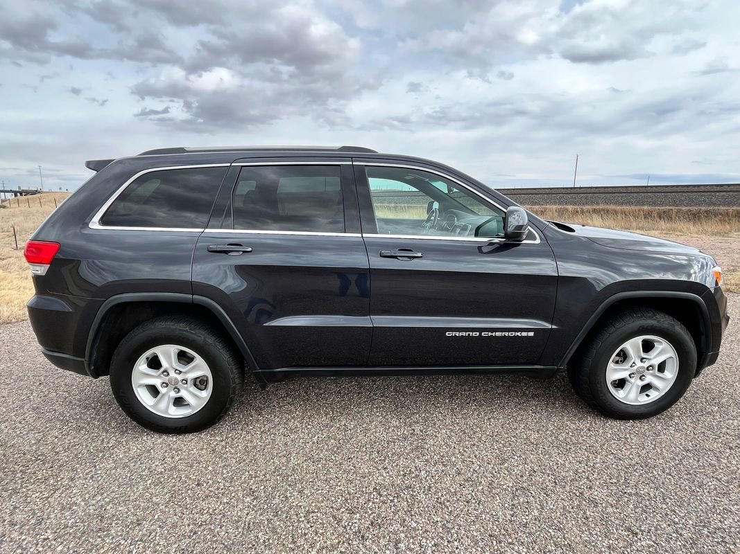 Used 2015 Jeep Grand Cherokee Laredo w/ Quick Order Package 23E image 7