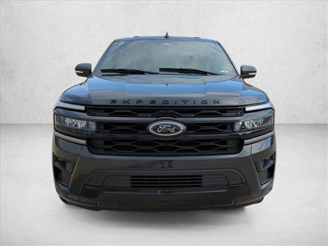 Used 2023 Ford Expedition Limited RWD image 2