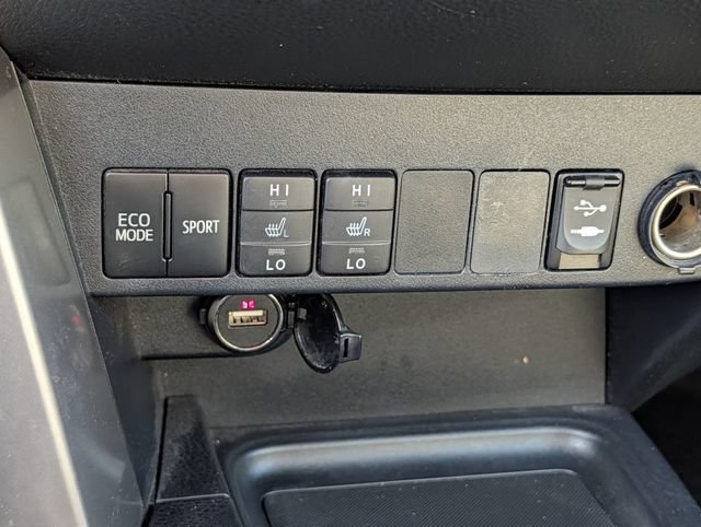 Used 2016 Toyota RAV4 Limited FWD image 15