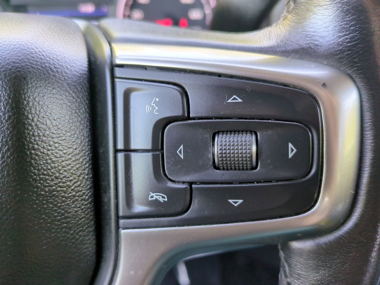 Used 2021 Chevrolet Silverado 1500 RST AWD/4WD image 25