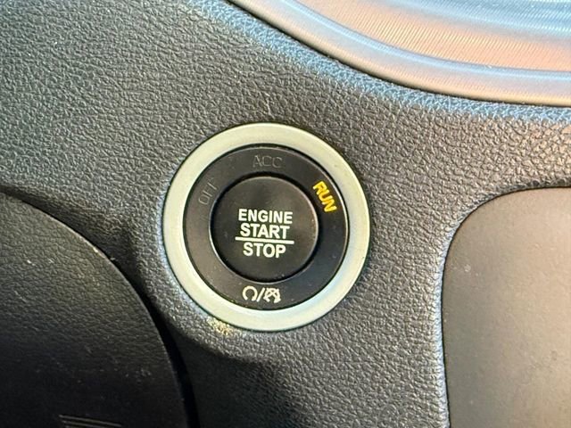 Used 2023 Dodge Charger SXT image 18