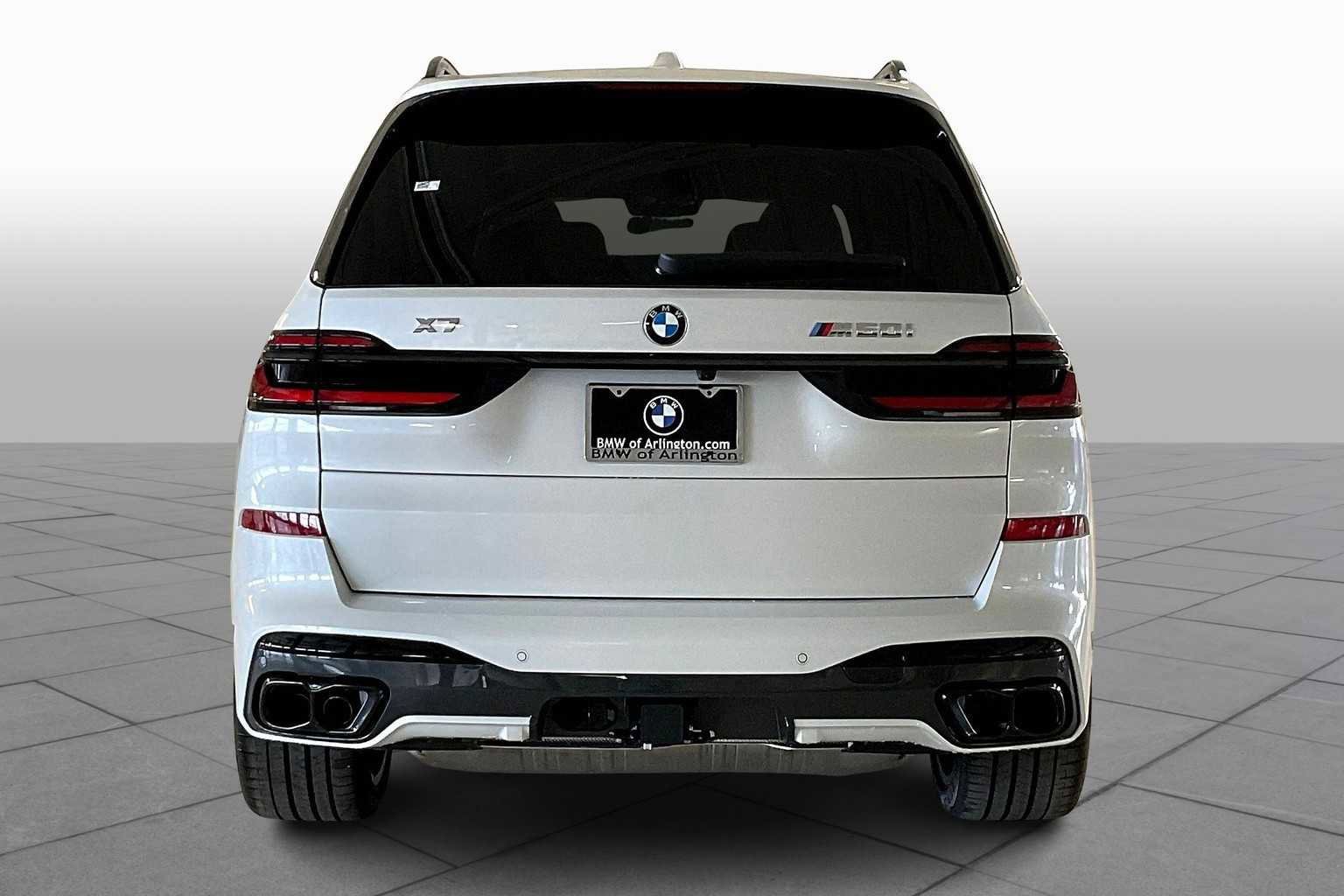 New 2026 BMW X7 M60i image 4