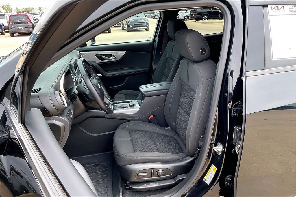 Used 2020 Chevrolet Blazer LT FWD image 24