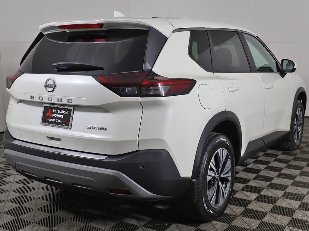Used 2023 Nissan Rogue SV AWD/4WD image 8