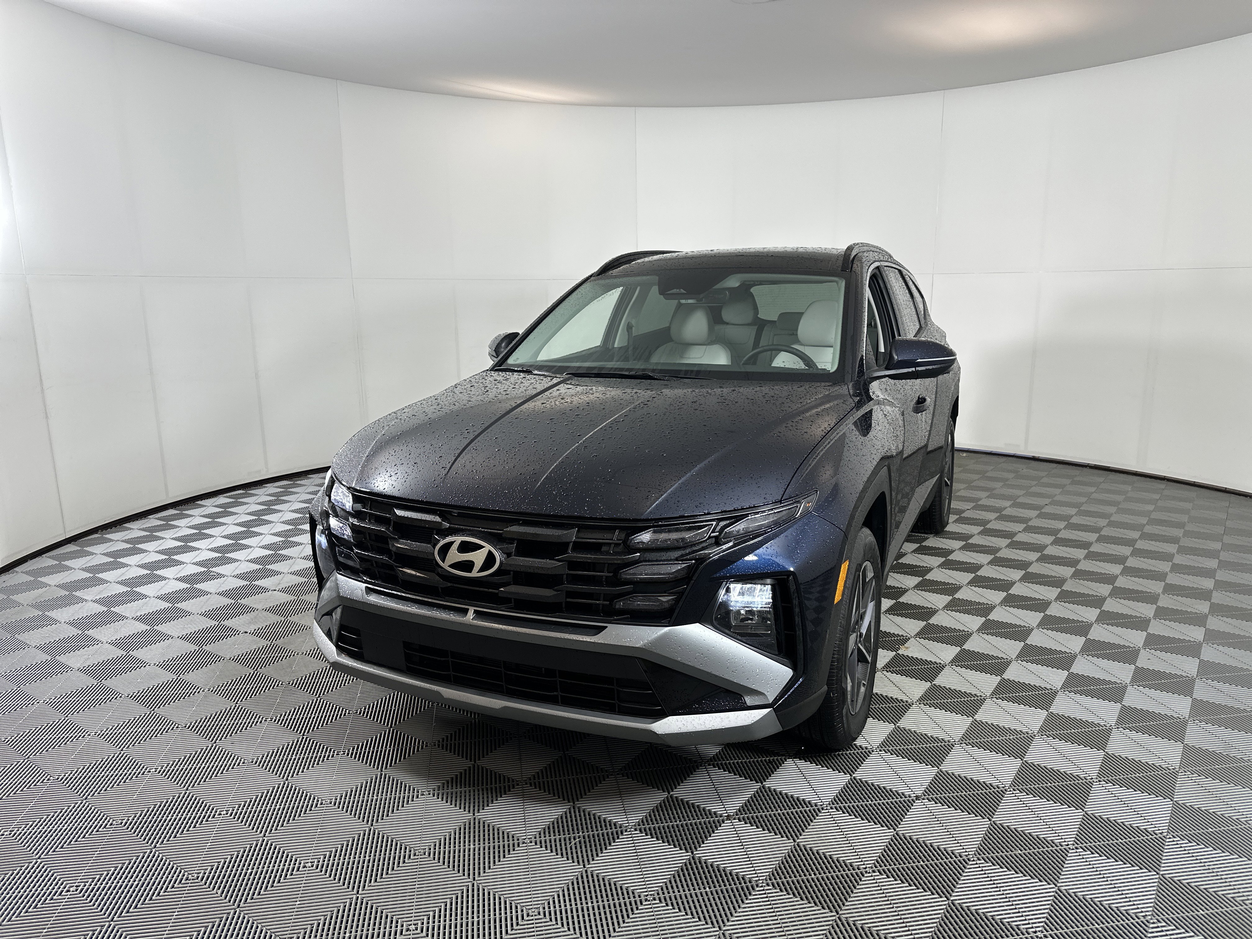 Certified 2025 Hyundai Tucson SEL image 2