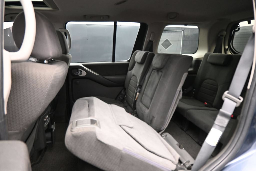 Used 2006 Nissan Pathfinder SE w/ (P01) Se Premium Pkg AWD/4WD image 25