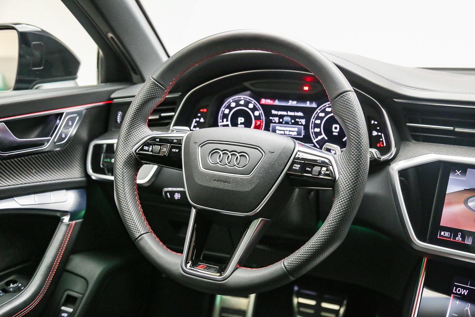 Certified 2021 Audi RS 6 w/ Executive Package AWD/4WD image 25