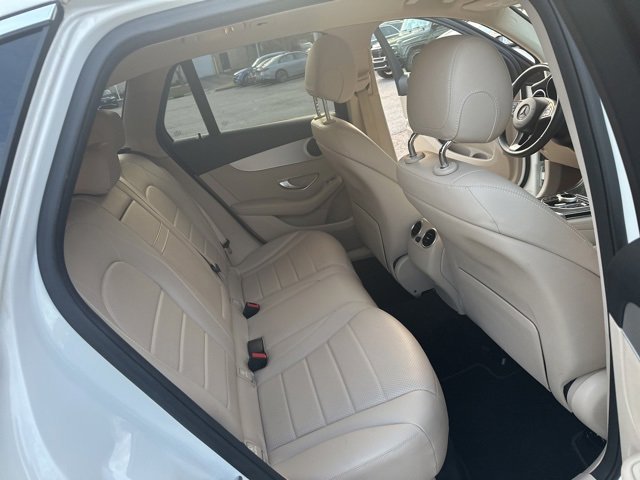 Used 2019 Mercedes-Benz GLC 300 image 15