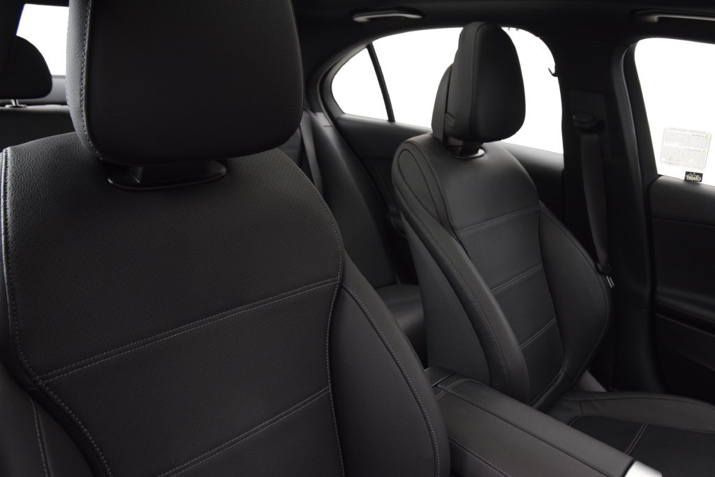 Certified 2024 Mercedes-Benz C 300 4MATIC Sedan image 16