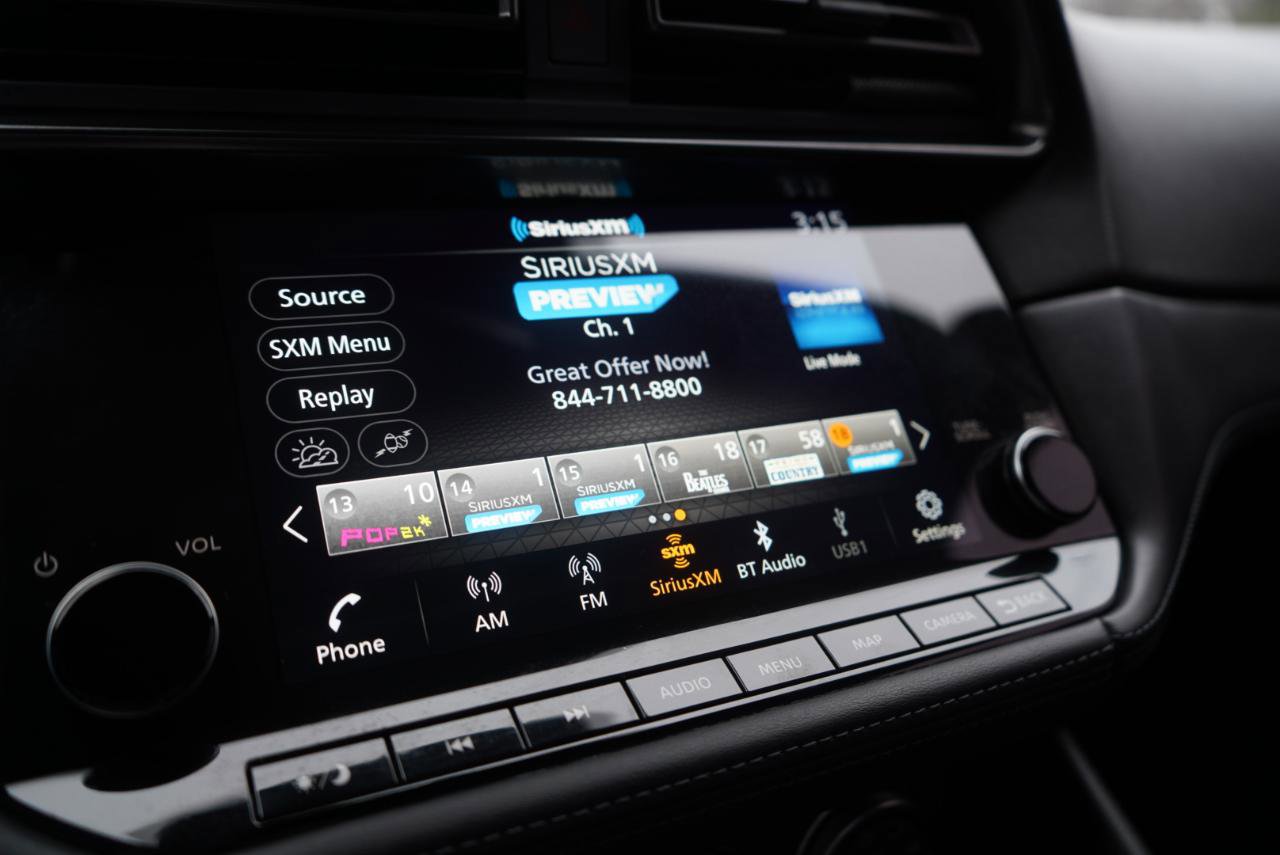 Used 2024 Nissan Z Performance w/ Heritage Edition image 36