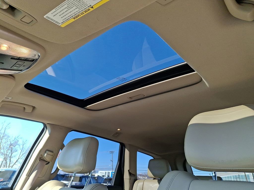 Used 2018 Jeep Grand Cherokee Limited image 16