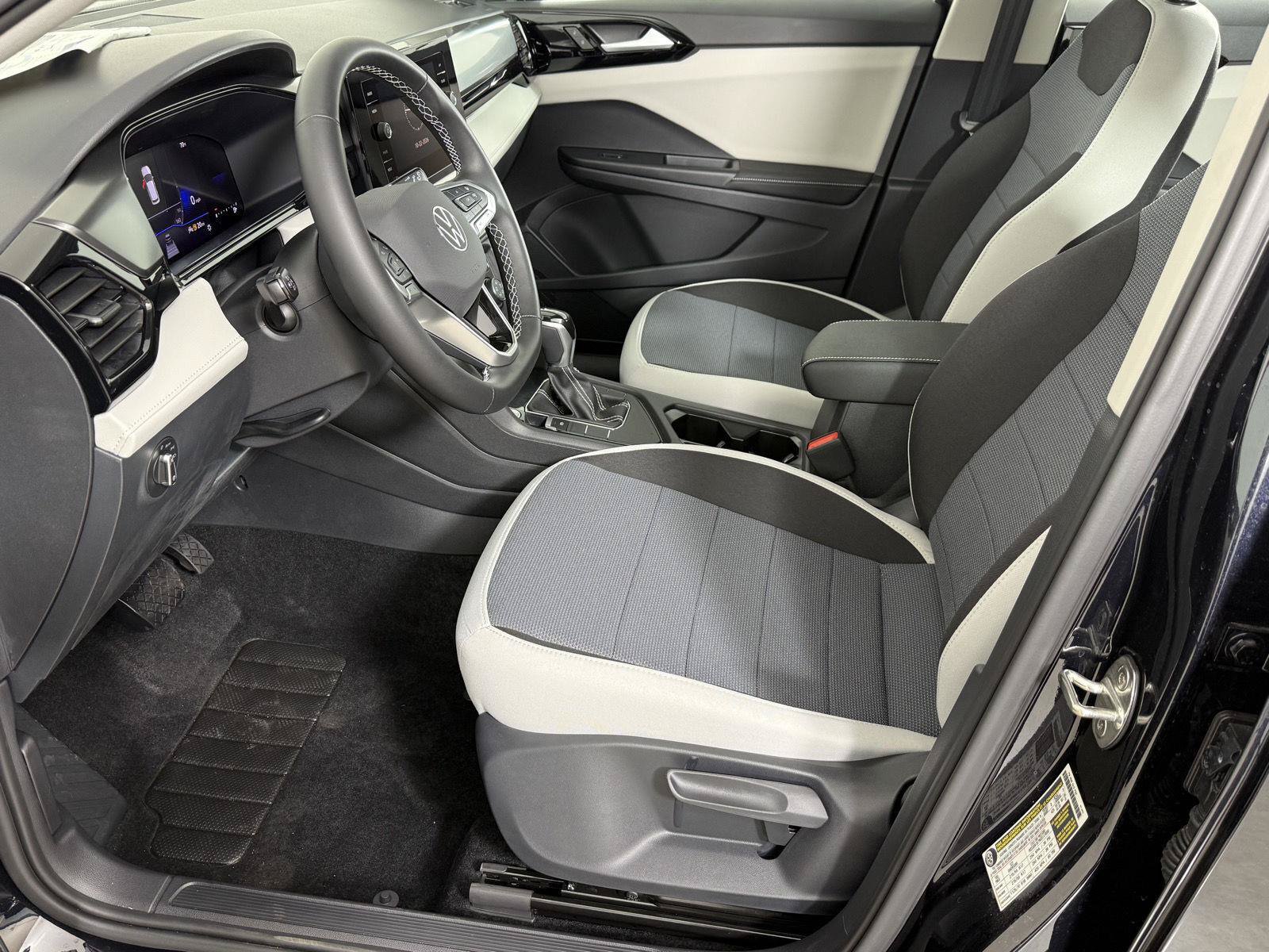 New 2027 Volkswagen Taos S FWD image 10
