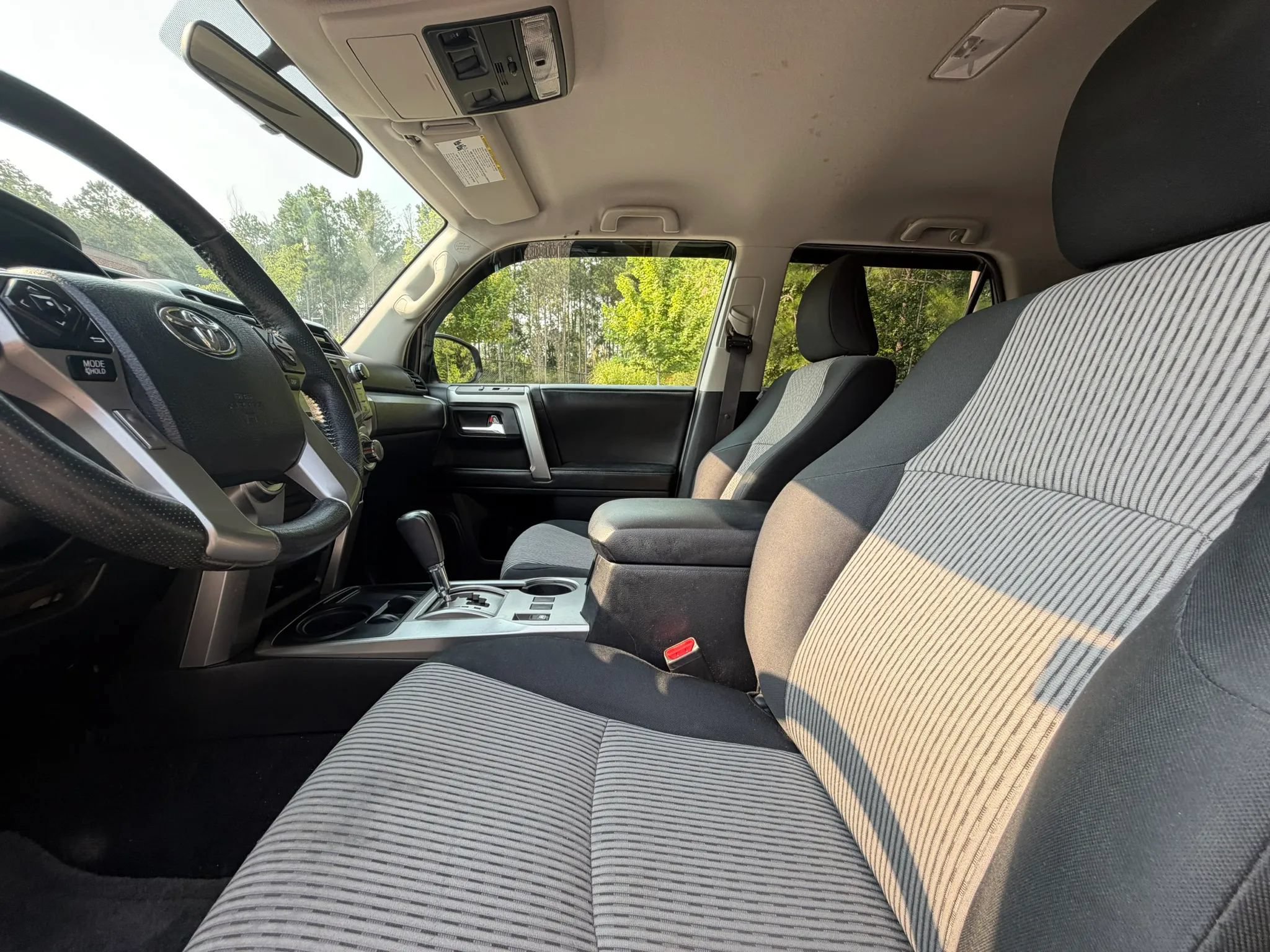 Used 2015 Toyota 4Runner SR5 RWD image 14