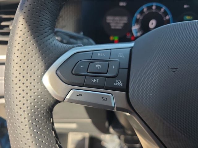 New 2026 Volkswagen Tiguan SE R-Line image 21