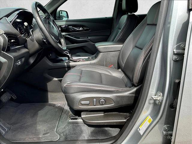 Certified 2023 Chevrolet Traverse RS FWD image 25
