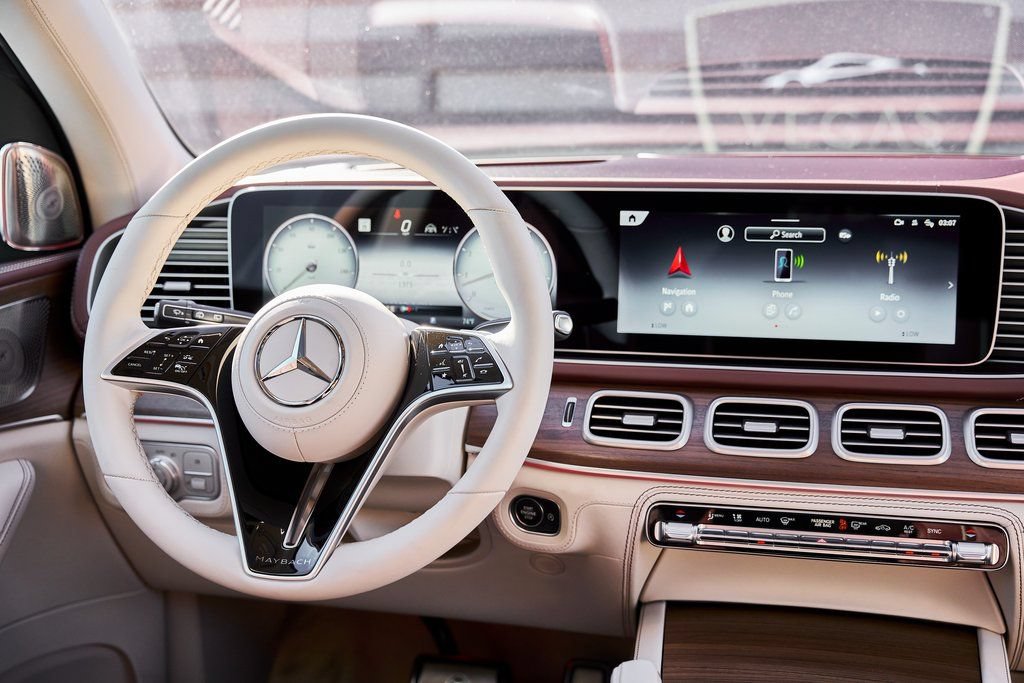 Used 2026 Mercedes-Benz Maybach GLS 600 4MATIC image 61