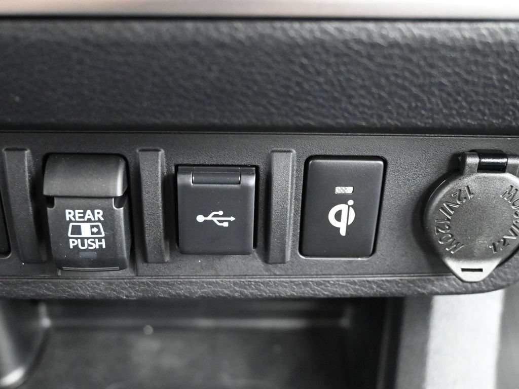 Used 2023 Toyota Tacoma Limited w/ Nightshade Package AWD/4WD image 28