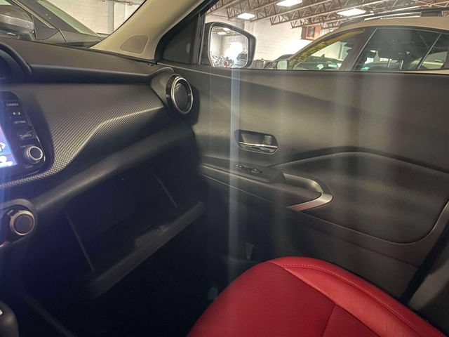 Used 2023 Nissan Kicks SV FWD image 33