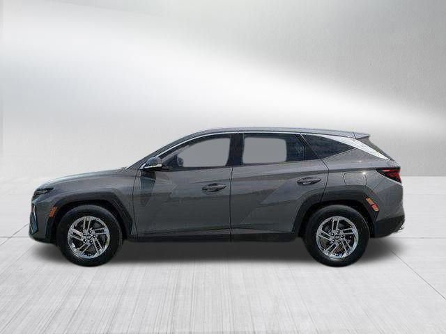 New 2026 Hyundai Tucson SE image 3