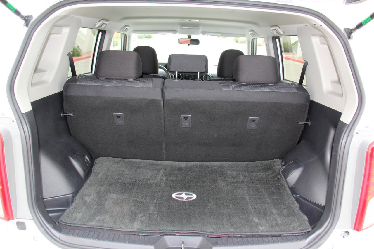 Used 2012 Scion xB image 21