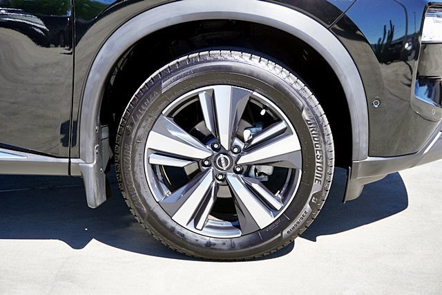 Certified 2023 Nissan Rogue SL w/ SL Premium Package FWD image 14
