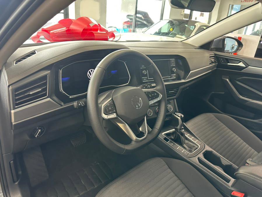 Used 2024 Volkswagen Jetta S FWD image 17
