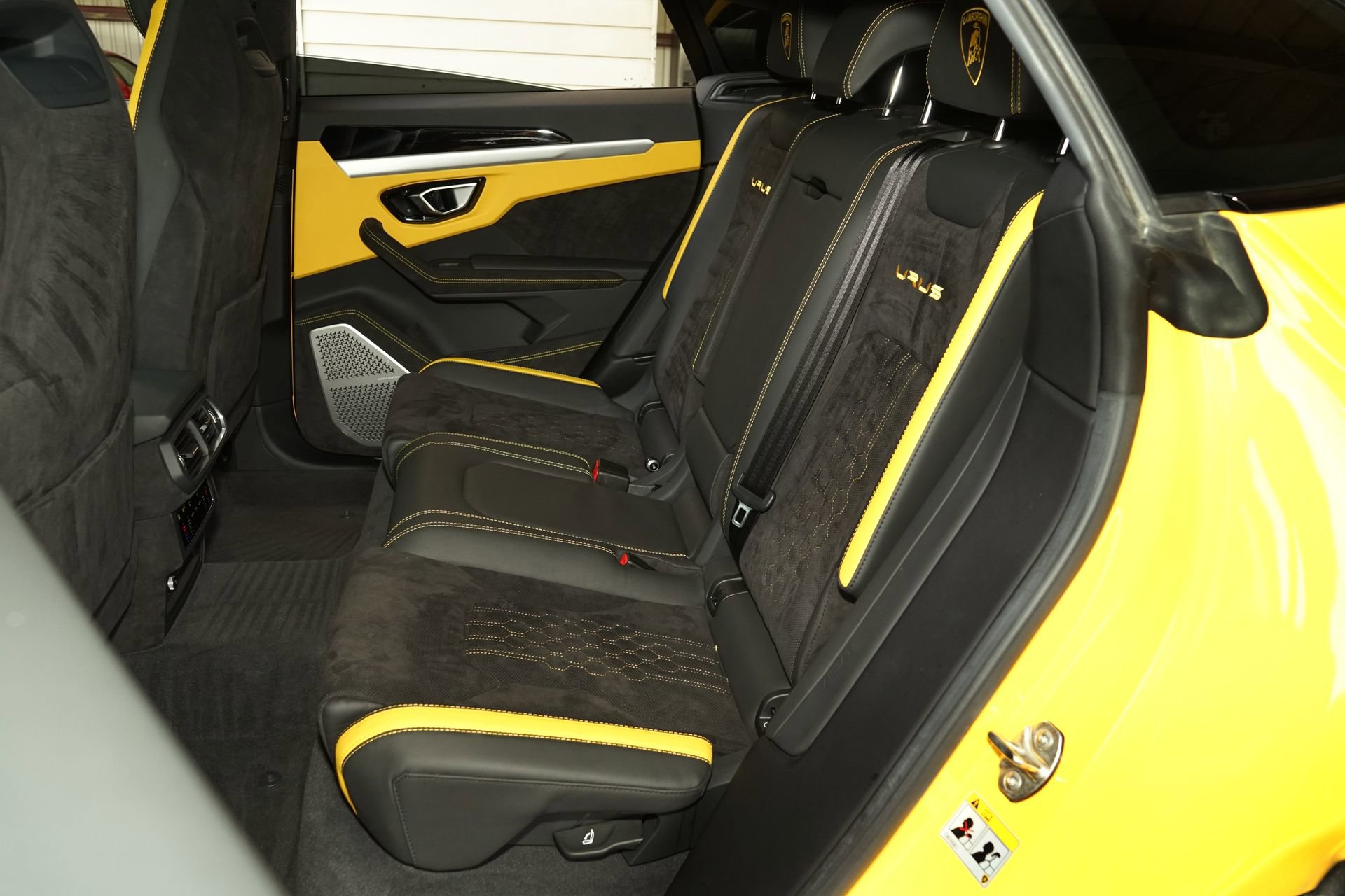 Used 2023 Lamborghini Urus S image 24
