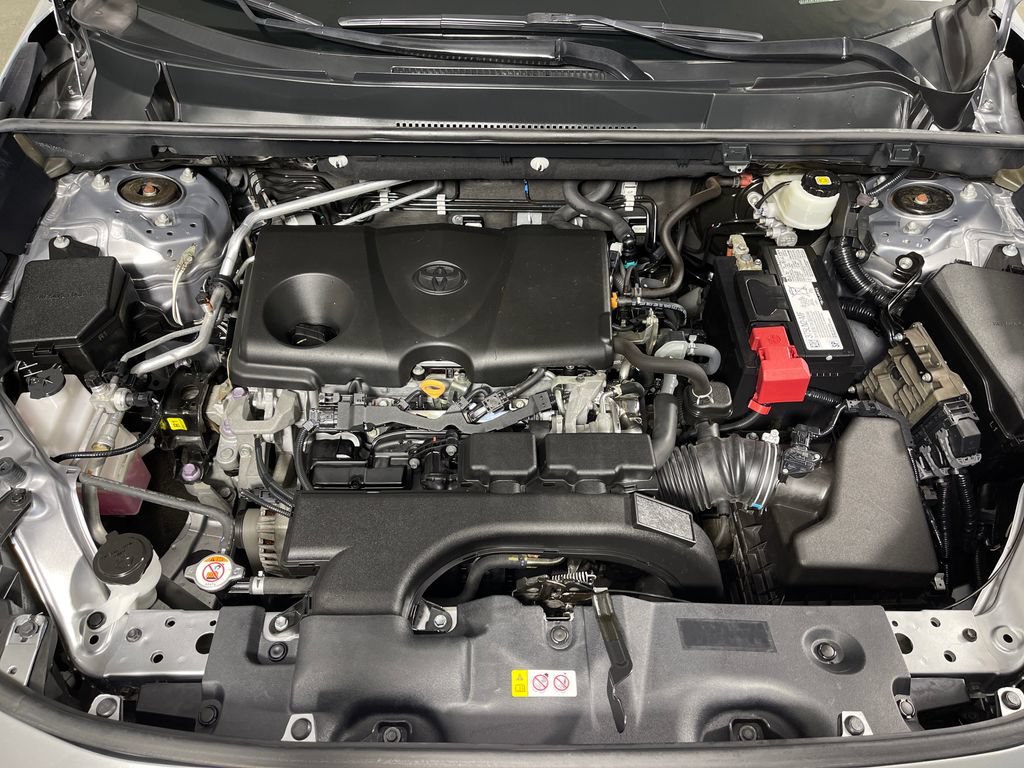 Certified 2021 Toyota RAV4 LE FWD image 9