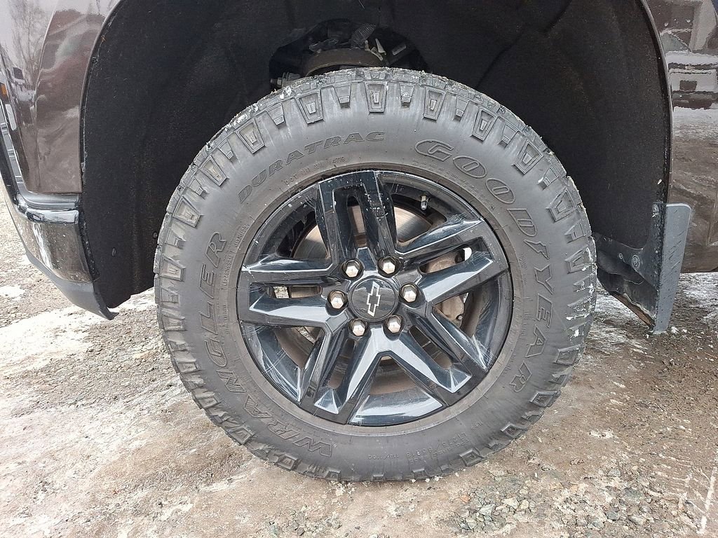 Used 2020 Chevrolet Silverado 1500 LT Trail Boss w/ Convenience Package image 12