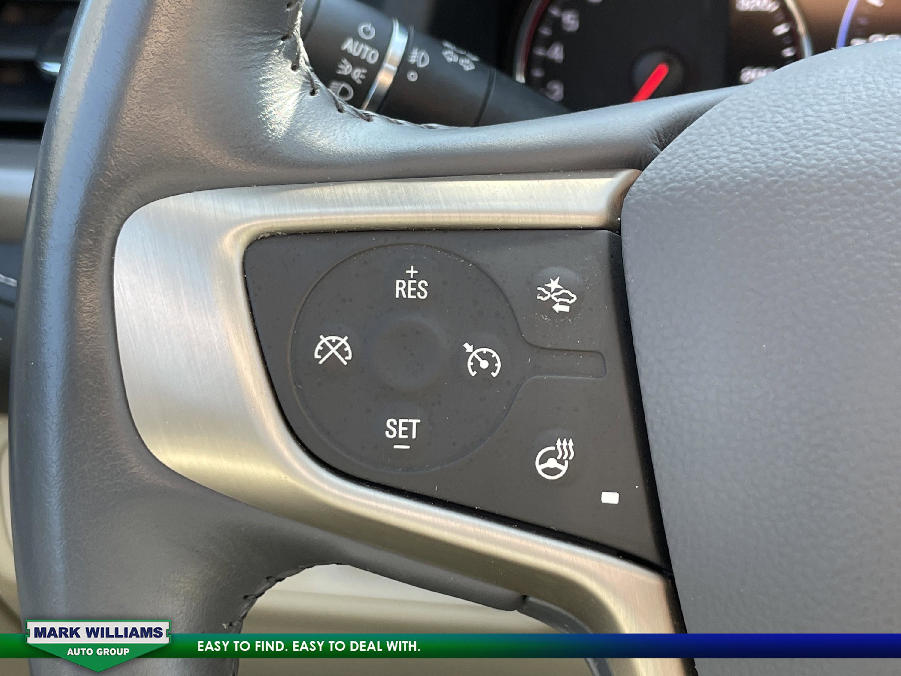 Used 2022 GMC Acadia Denali w/ Denali Ultimate Package image 17