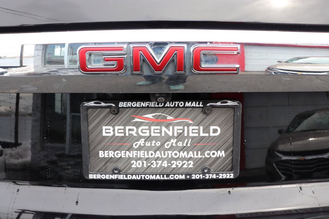 Used 2024 GMC Yukon SLT image 68