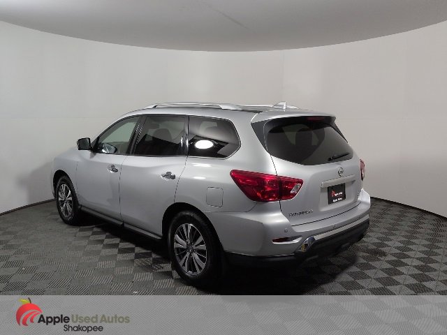 Used 2019 Nissan Pathfinder SL image 4