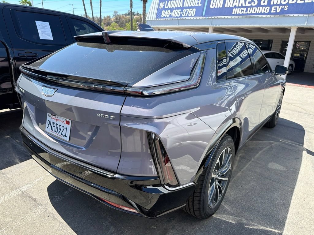 Used 2024 Cadillac Lyriq Sport RWD image 8