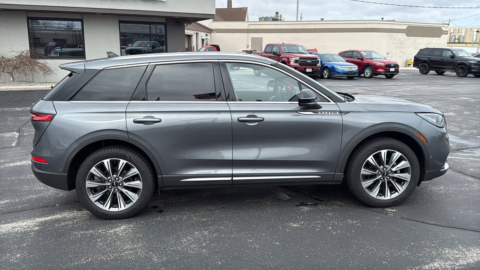 Used 2022 Lincoln Corsair Reserve w/ Equipment Group 201A AWD/4WD image 10