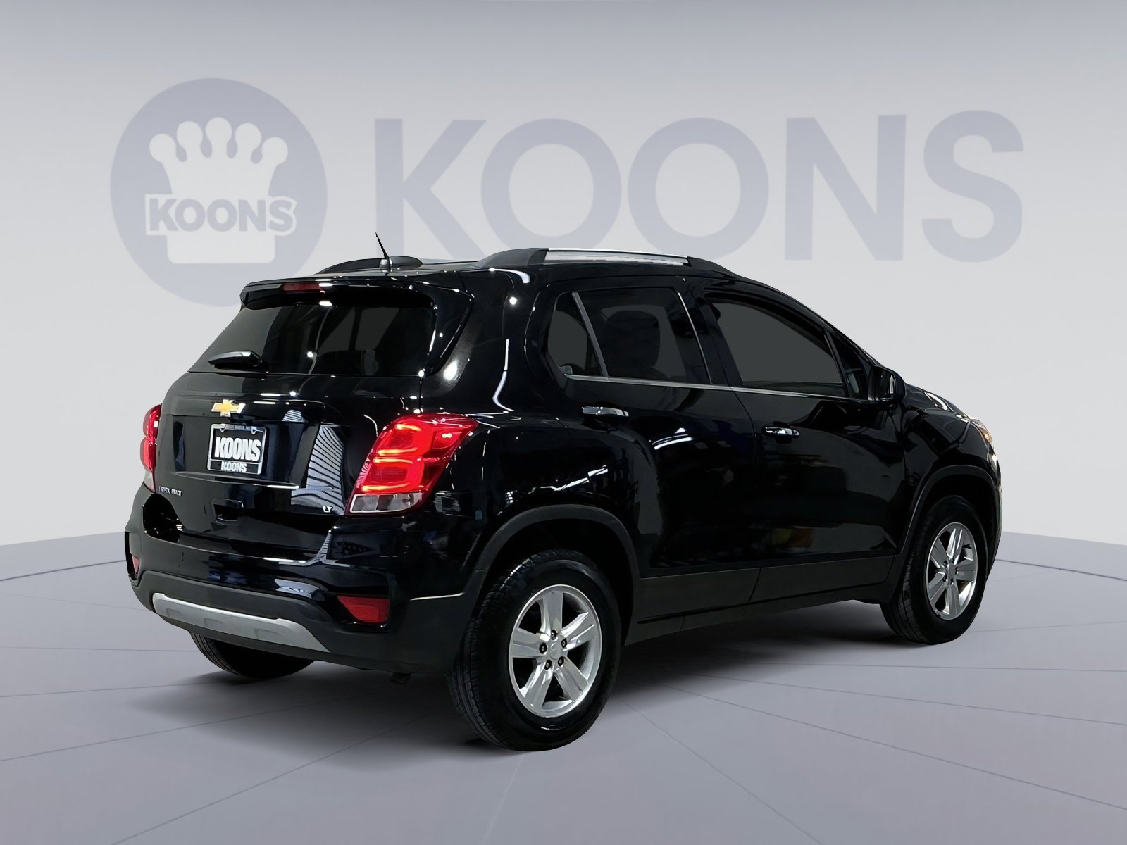 Used 2019 Chevrolet Trax LT w/ LT Convenience Package AWD/4WD image 16