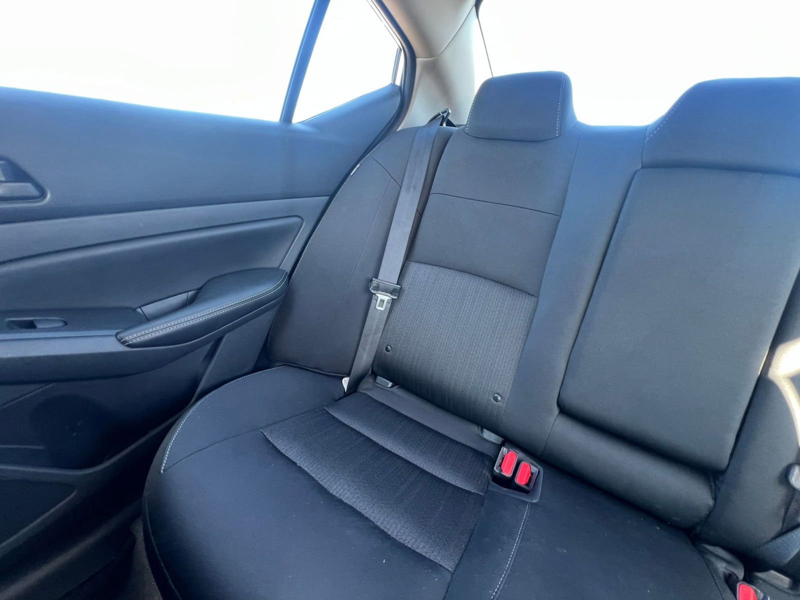 Used 2025 Nissan Altima 2.5 SV image 39