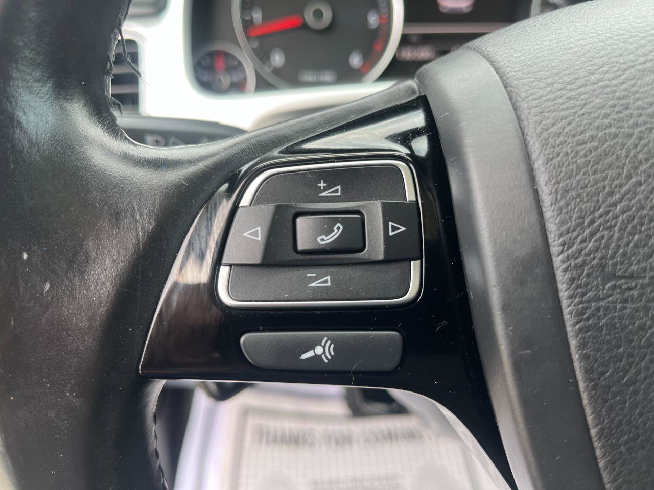 Used 2015 Volkswagen Touareg TDI AWD/4WD image 29
