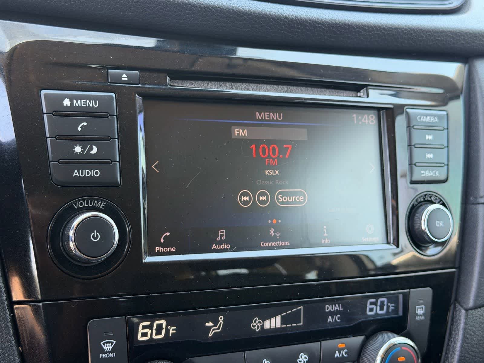 Used 2020 Nissan Rogue SV FWD image 19