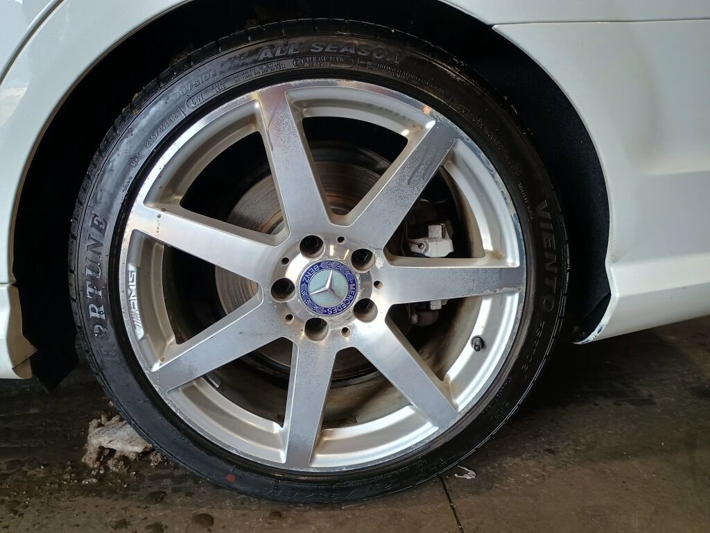 Used 2014 Mercedes-Benz C 300 Sport image 26